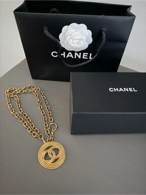 Authentic Vintage CHANEL Gold-Tone Braided CC Medallion Necklace